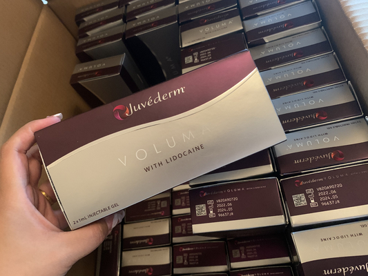 Dudaklar Cilt Dolgusu Kadın Hyaluronik Asit Dermal Dolgu Juvederm Ultra 3